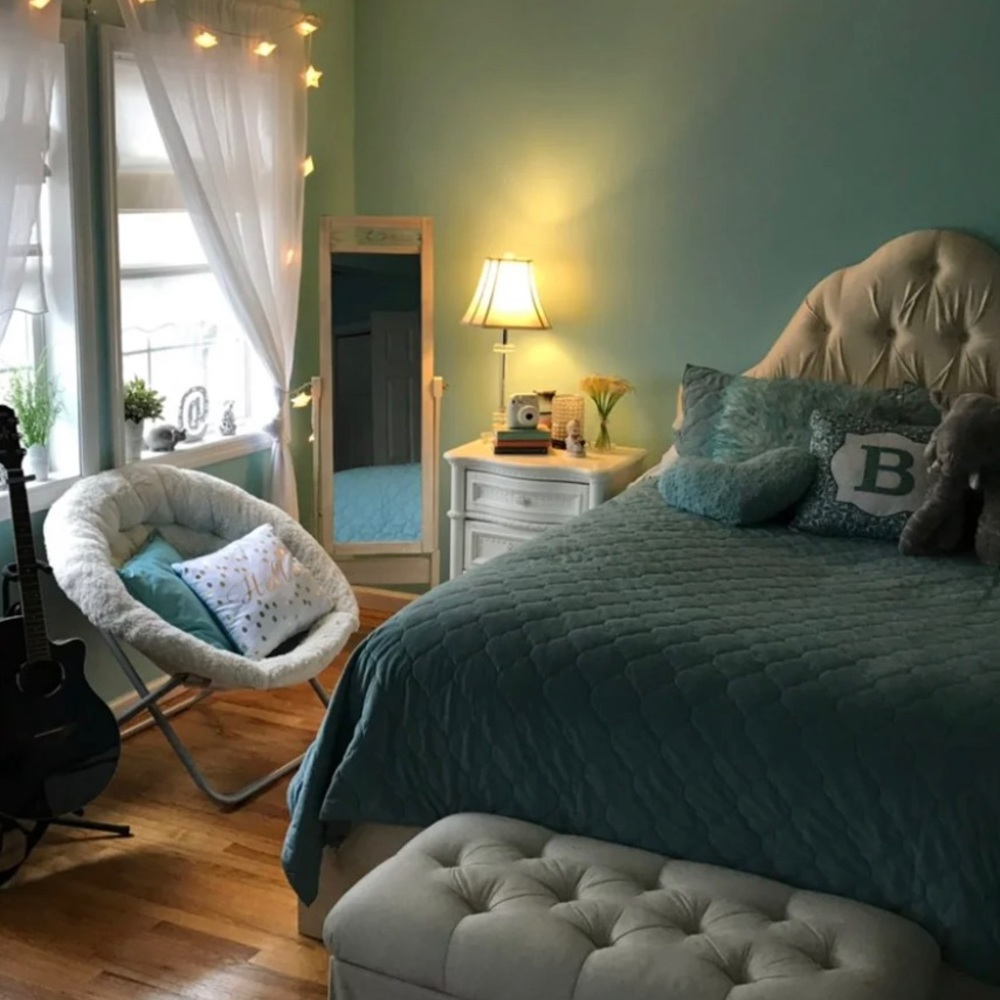 3 Pc. Comforter / Coverlet with Shams Queen Turquoise